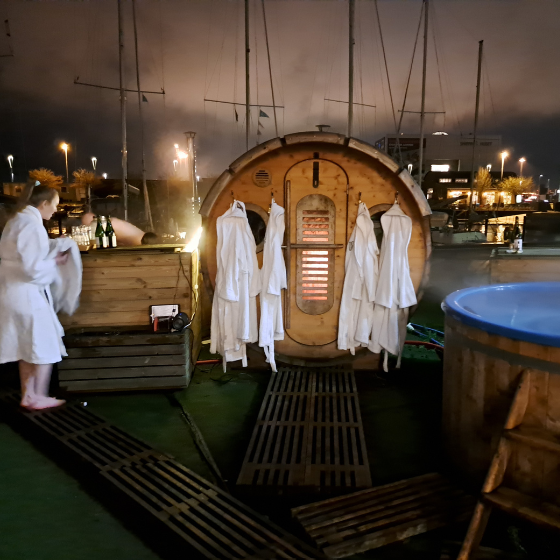 Saunagus hos Surf Agency i Aarhus.