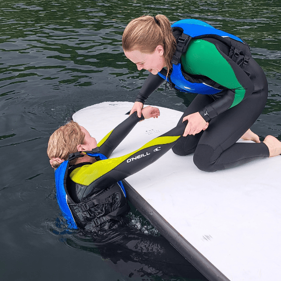 Surf Agency tilbyder lige nu alle et gratis SUP-begynderkursus.